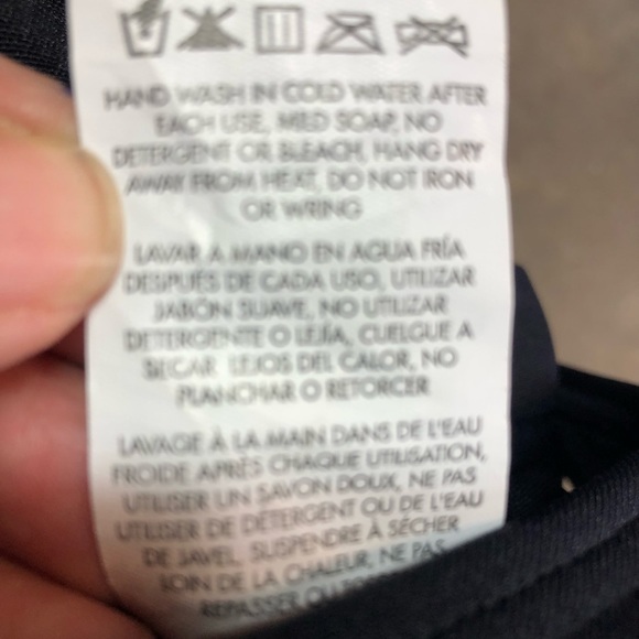 TYR Women’s One Piece Plus Size Gathering on Sides with Adjustable Ties - Picture 4 of 7